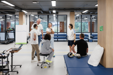 У Києві відкрився центр одного зі світових лідерів у сфері військового та цивільного протезування (фото) /Фото 1