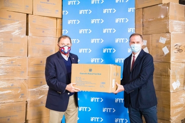 На ринку домашнього спорту шалена конкуренція. Ось як воюють дві найбільші компанії iFIT та Peloton /Фото 1