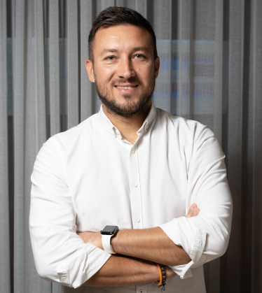 Александр Чекменев