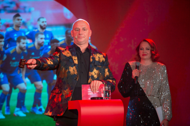 Підприємці роздали за два тижні більше 54 млн гривень. На що жертвують гроші Здесенко, Тігіпко, Буткевич та інші українські бізнесмени /Фото 2