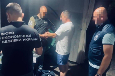 Хищение 138 млн грн на нужды армии. Офис генпрокурора сообщил о подозрениях 30 служащим в регионах /Фото 5