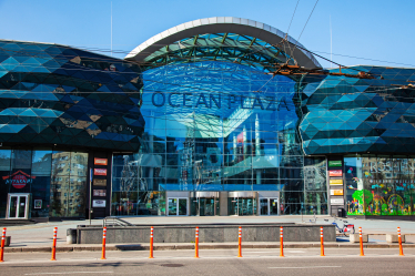 Ocean Plaza /Shutterstock