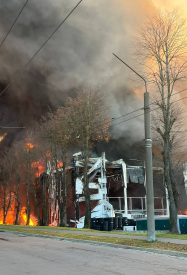 Росія масово вдарила по Україні ракетами та дронами: зруйновано багатоповерхівку у Тернополі (фото, відео) /Фото 8