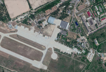 Google показал спутниковые снимки с разрушениями из-за вторжения России (фото) /Фото 1