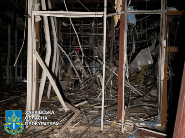 Уничтожены 100 павильонов. Что известно о российском ударе по рынку «Барабашово» в Харькове (фото) /Фото 3