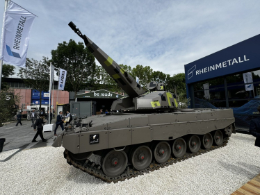Україна отримає від Rheinmetall системи ППО Skyranger 35 за рахунок російських активів /Фото 3