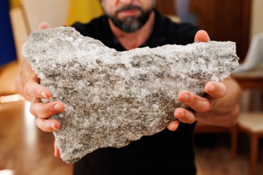 Закарпаття зможе забезпечити сіллю всю Україну, розробка родовища вже розпочалася – Зеленський /Фото 2