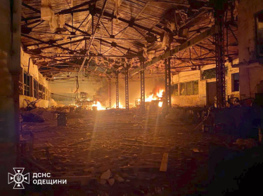 Росія зруйнувала склади з очеретом і обладнання для обробки на Одещині (фото)