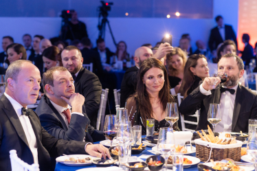 Підприємці роздали за два тижні більше 54 млн гривень. На що жертвують гроші Здесенко, Тігіпко, Буткевич та інші українські бізнесмени /Фото 6