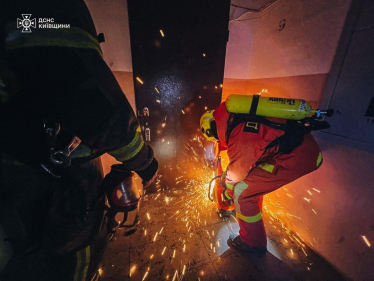 Атака на Киевскую область. Вражеские беспилотники убили трех человек, есть разрушения (фото) /Фото 5