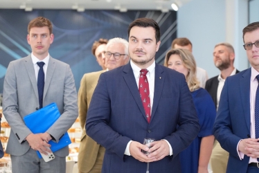 Близький до президента і далекий від приватизації. Що відомо про нового очільника Фонду держмайна України Віталія Коваля /Фото 1