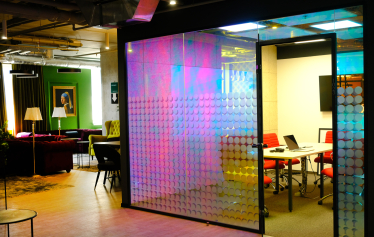 Як створити офіс, схожий на дім. Ось 8 рішень від компаній, яким, здається, це вдалось&amp;nbsp; /Фото 6