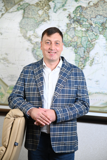 Геннадій Сорочинський, СЕО UNI-LAMAN Group