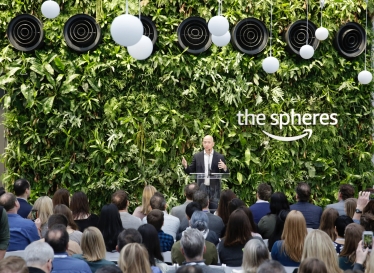 Офис Amazon Spheres