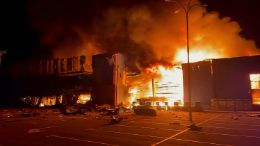 Росія ракетою знищила «Епіцентр» на 11 000 кв. м у Камʼянському: фото та відео наслідків (доповнено) /Фото 2