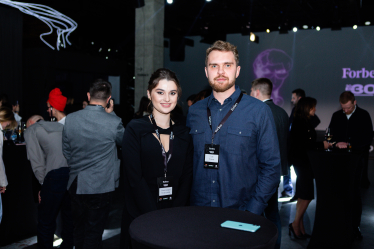 Forbes нагородив учасників списку «30 до 30». Понад 50 найуспішніших молодих українців, NFT- токени від Forbes, діджей-сет від Alina Pash. Що ще було цікавого? /Фото 9