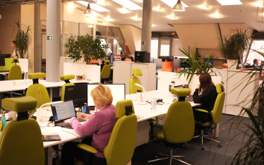 Как смешать «экстравертные» и «интровертные» отделы в одном офисе? Медиакомпания AIR Media-Tech, кажется, нашла решение. Что у нее получилось /Фото 34