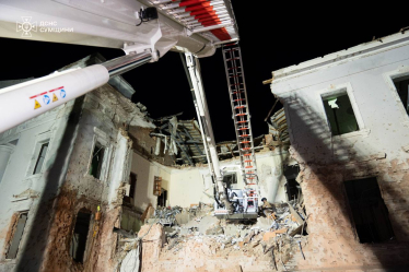 «Це їхня помилка, але запитайте їх самих». Трамп прокоментував російський удар по Сумах /Фото 1