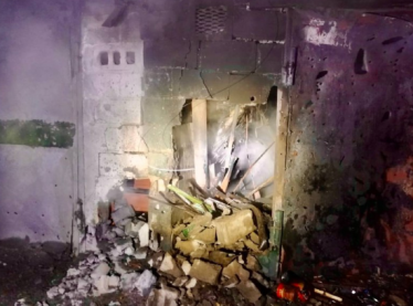 Росіяни обстріляли Нікополь, пошкоджено будинки, сонячну підстанцію і лінію електропередачі /Фото 2