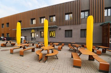 Ресторан McDonaldʼs в КиєвіРесторан McDonaldʼs в Києві