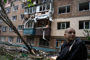 Фото наслідків обстрілу Києва