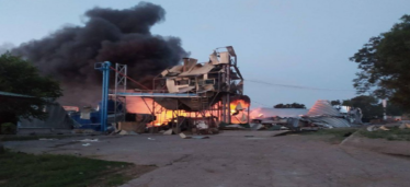 Росія вночі атакувала Одещину «Калібрами», є влучання у зернові термінали і постраждалі (фото) /Фото 3