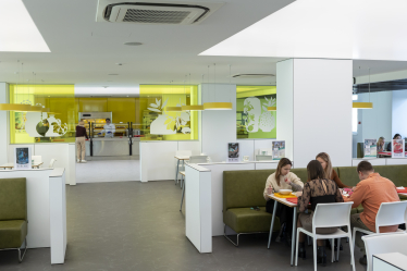 La Famiglia Catering