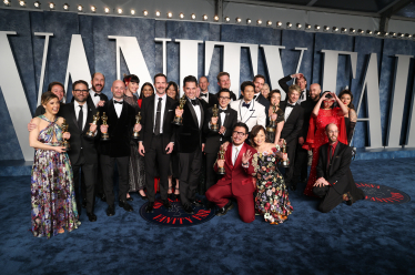 «Тед Лассо», «Блекберрі» та «Доісторична планета». Сім фільмів і сім серіалів, які дивляться українські підприємці цього літа /Фото 1