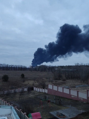 Хроніка війни. 27 лютого. Київ відбиває атаки, світ готує посилені санкції, хакери бʼють Росію /Фото 2