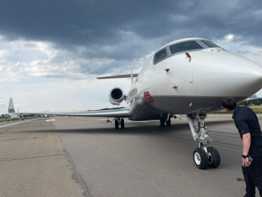 Гелікоптер та літак родини Медведчука передали на потреби ЗСУ /Фото 2