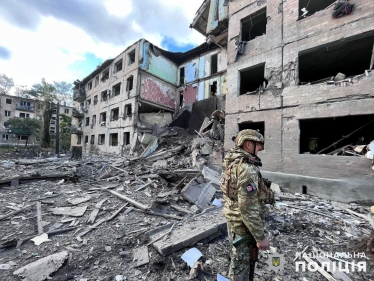 Росія обстріляла Авдіївку з артилерії та танків, є влучання в цивільні обʼєкти і коксохім /Фото 2