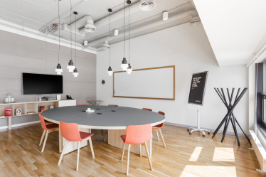 Коворкінг Spaces OMI у Києві