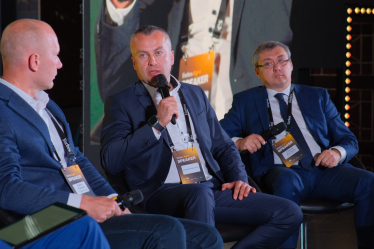 Панельна дискусія «Діалог з ринком: питання аграріїв до банкірів» на Forbes Agro