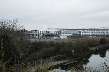 Лондонський аеропорт Гітроу закрили через пожежу на електропідстанції (фото) /Фото 2