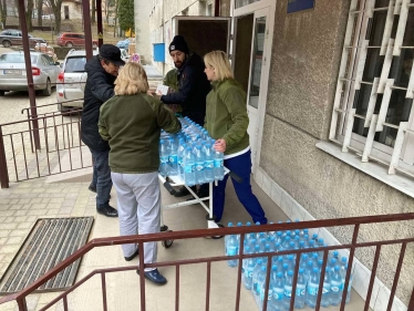 Coca-Cola призупинила бізнес у Росії. Як компанія допомагає Україні зараз /Фото 1