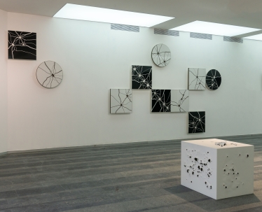 PinchukArtCentre відкриває одразу три виставки: JR, Кадирової та Армяновського. Ось шість робіт звідти&amp;nbsp; /Фото 3