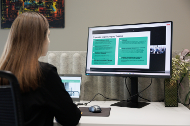 Відеоконференції майбутнього: досвід команди Enzym Group у використанні обладнання Logitech на масштабному таунхолі /Фото 2