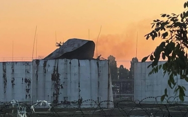 Росія вчергове вдарила по Одещині. Постраждала інфраструктура порту Рені, є поранені /Фото 1