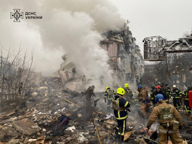 Росія атакувала житлові будинки в Харкові та Полтаві, є загиблі (фото) /Фото 3