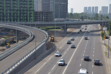 В Киеве завершено строительство одного из самых крупных долгостроев – Дарницкого моста