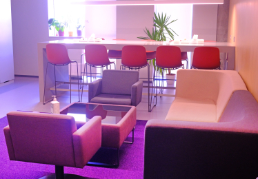 Офіс для тих, хто не хоче працювати в офісі. SoftServe відкрила новий простір у розпал пандемії. Що з цього вийшло /Фото 49