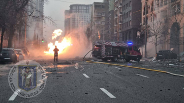 Росія атакувала Київ п'ятьма балістичними ракетами «Іскандер-М», є руйнування і постраждалі (фото, відео) /Фото 11