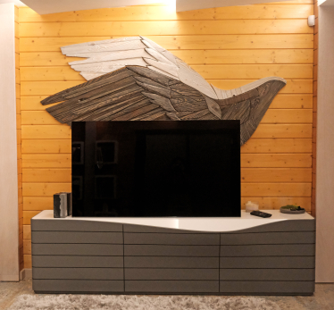 Загородный дом (почти) без дверей, с каминами и мебелью необычных форм. Как выглядит дом семьи львовских предпринимателей Лидии и Всеволода Биласов /Фото 9