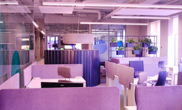 Офіс для тих, хто не хоче працювати в офісі. SoftServe відкрила новий простір у розпал пандемії. Що з цього вийшло /Фото 12