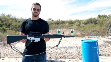 Знайомтесь – Коді Вілсон, найнебезпечніший у світі криптоанархіст. Він виробляє зброю на 3D-принтерах і це загрожує планам президента Байдена /Фото 1