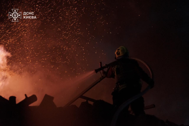 Удар по Киеву. Россия запустила шесть баллистических ракет, есть жертвы и разрушения (фото, видео) /Фото 5