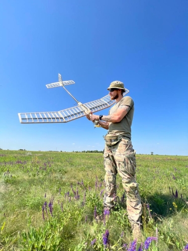 Новий дрон SpyGun українського виробництва почали випробовувати в зоні бойових дій – ГУР /Фото 1