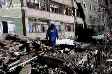 Росія атакувала Україну понад 80 дронами. У Сумах «шахед» влучив у багатоповерхівку, на Одещині пошкоджено лікарню і зерновий склад /Фото 5