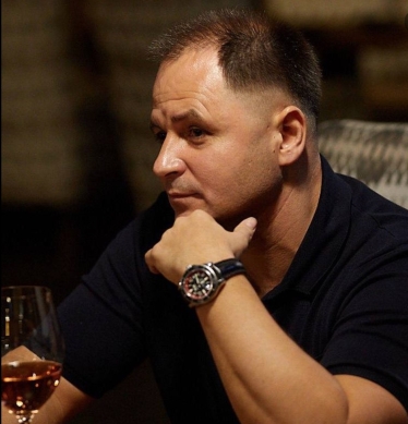 Азиатские ночи. Оказывается, киевский клуб Boho спокойно работает в комендантский час. Что известно о заведении и его владельце /Фото 1