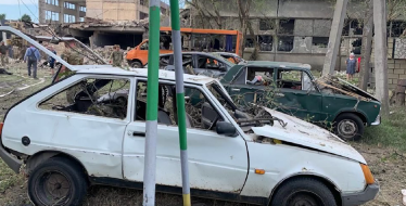 Росія обстріляла Кривий Ріг ракетами, є влучення у багатоповерховий будинок і жертви (Оновлюється) /Фото 12